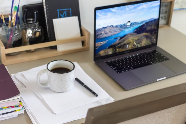 How to Create a Functional Home Office with the Right Supplies